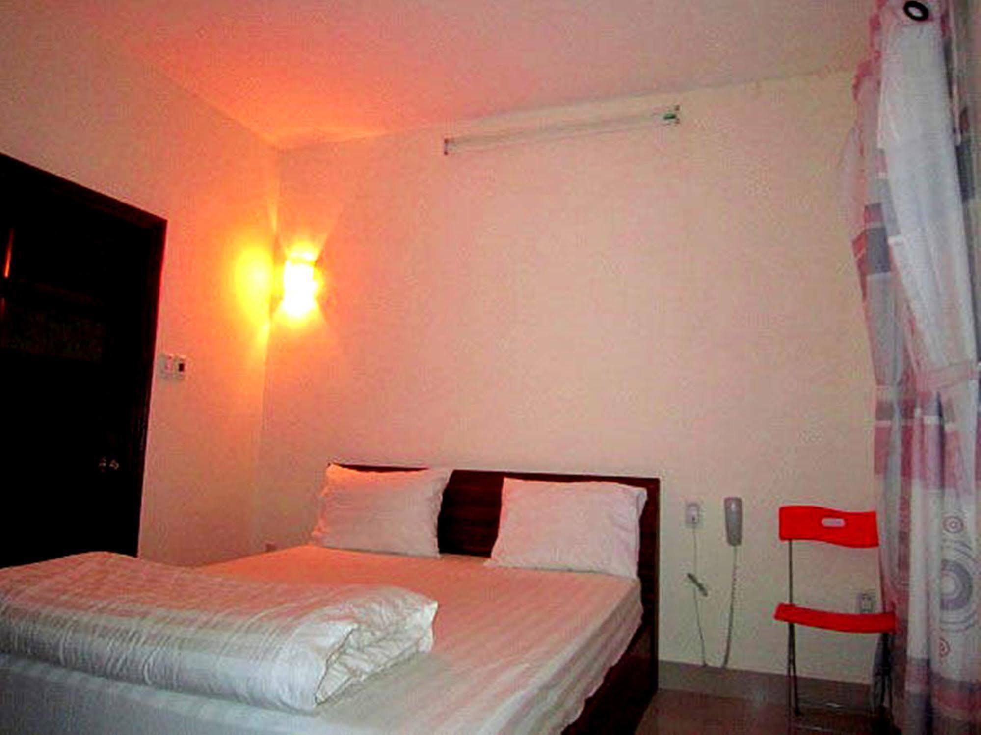 Bao Quyen Hotel Da Nang Buitenkant foto